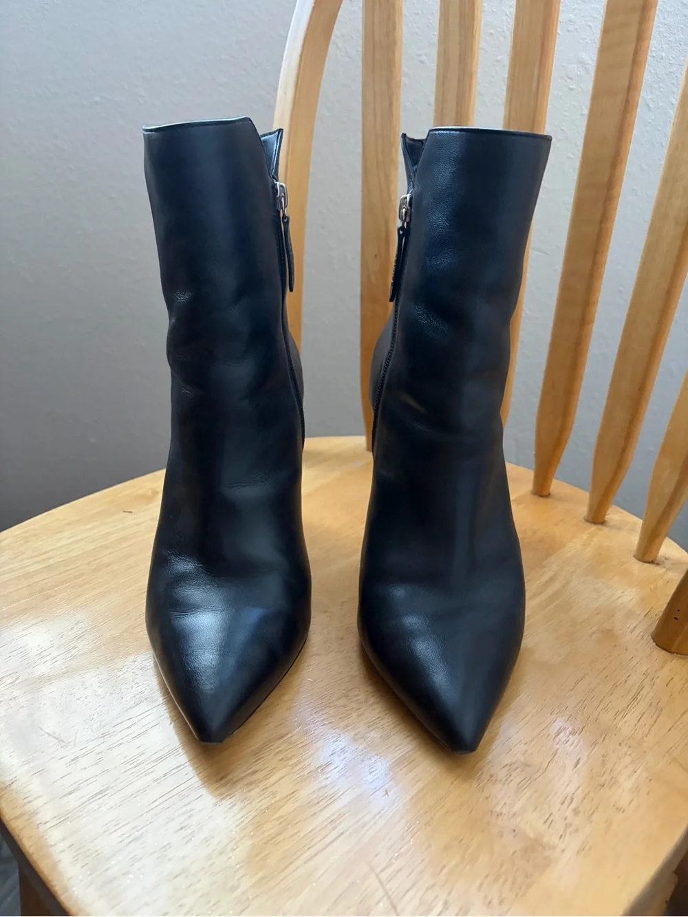 SCHUTZ Black Pointed Leather Ankle Booties
